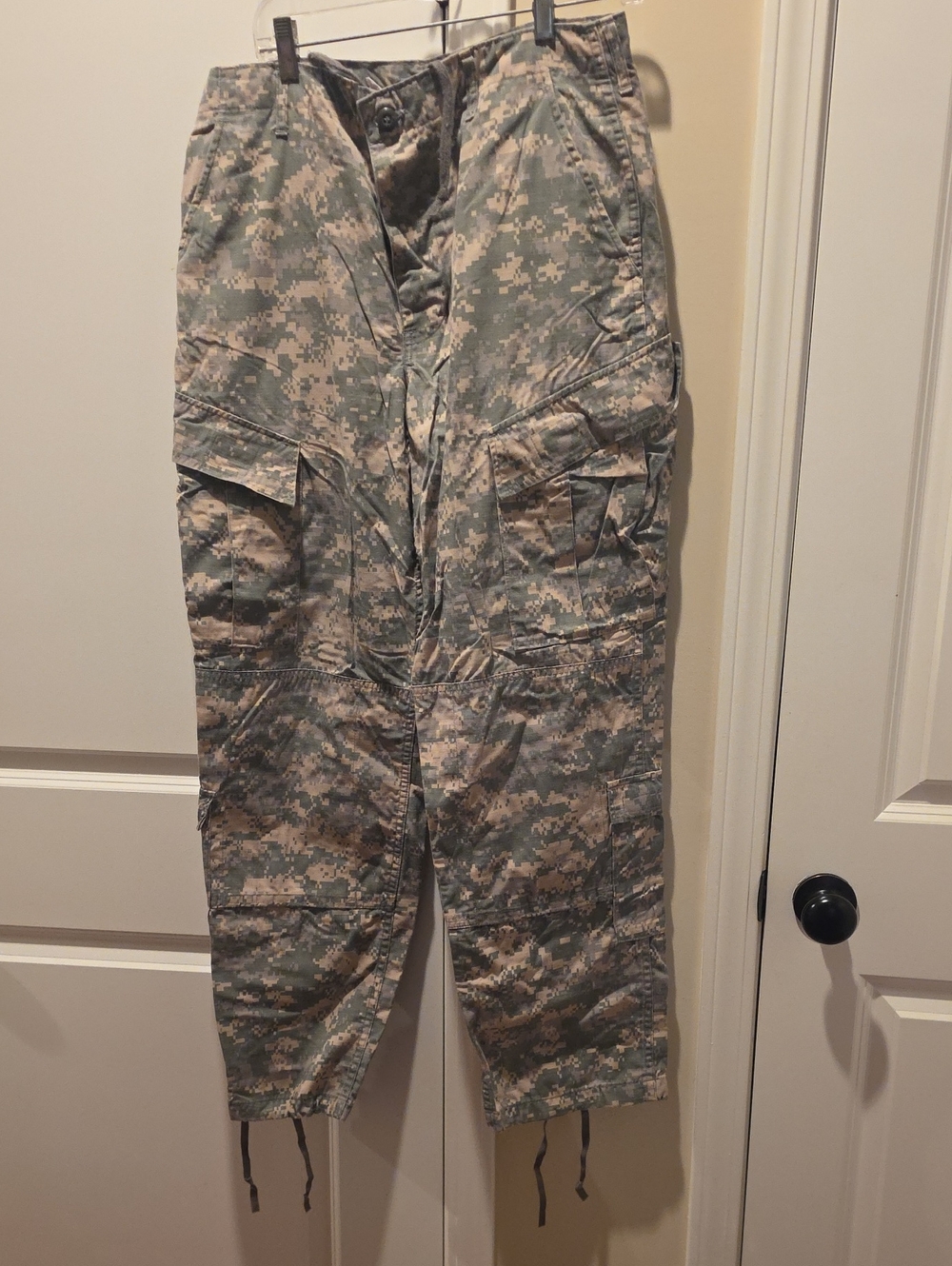 Army Combat Uniform ACU Cargo Pants in Digital Camouflage